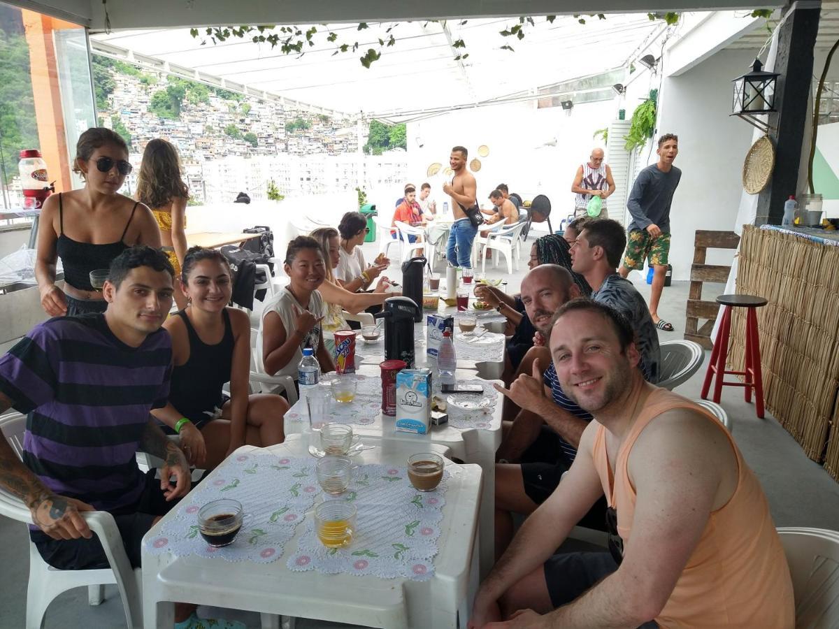 Walk On The Favela Hostal
