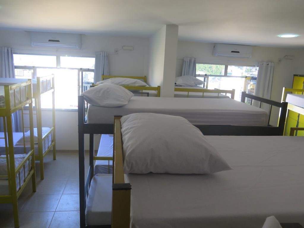 Albergue Walk On The Favela *